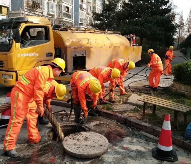 红毛镇市政管道清淤